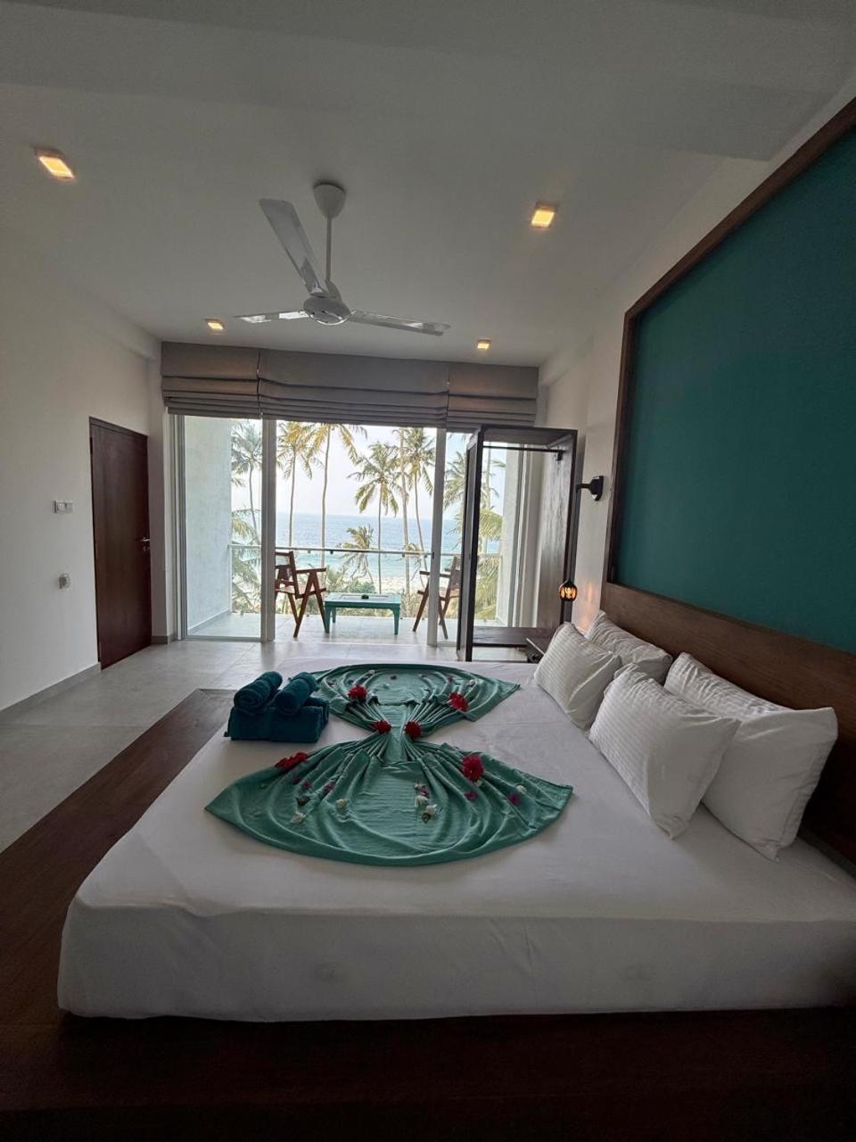 Villa La Kurumba Амбалангода Екстериор снимка